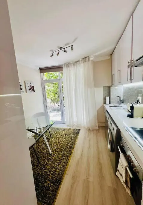 Cozy Apartment In ケープタウン 0*,
